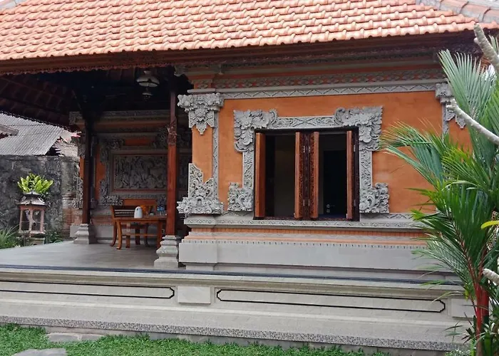Umah Pekak